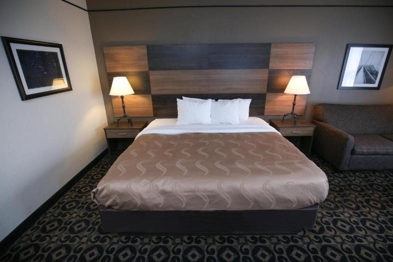 Quality Inn & Suites Boone - University Area Ngoại thất bức ảnh