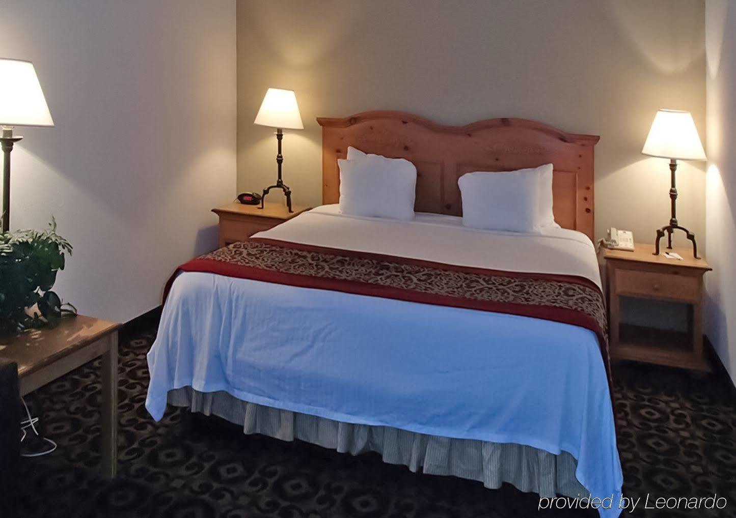 Quality Inn & Suites Boone - University Area Ngoại thất bức ảnh