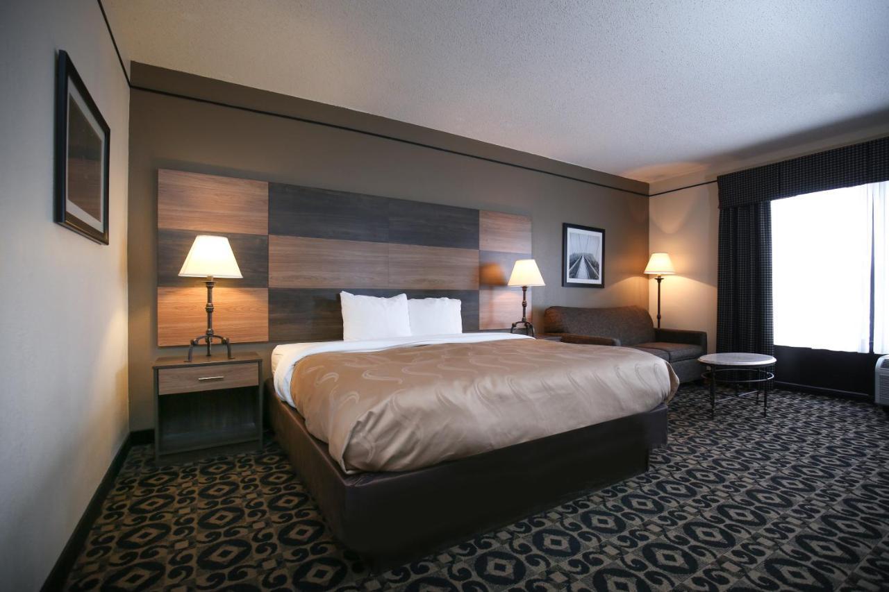 Quality Inn & Suites Boone - University Area Ngoại thất bức ảnh