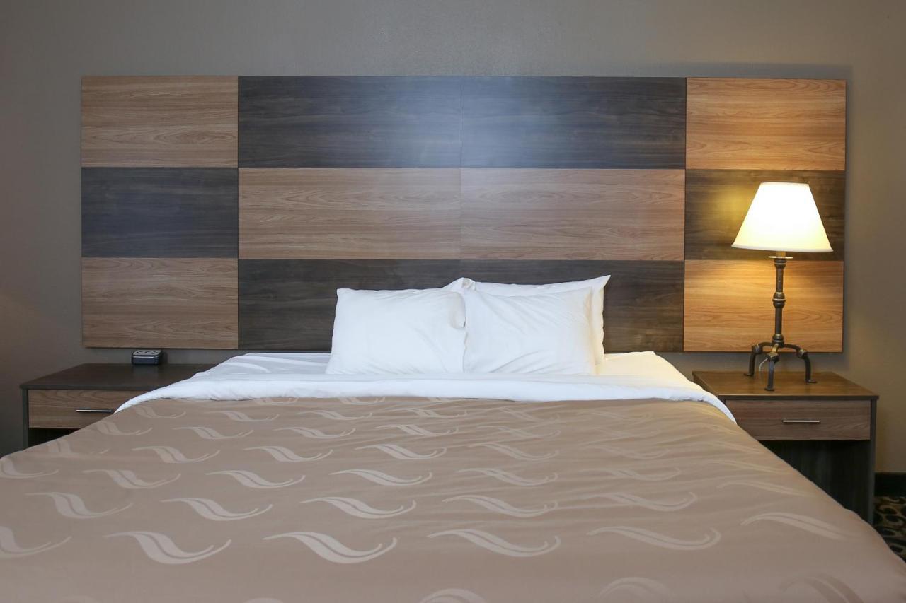 Quality Inn & Suites Boone - University Area Ngoại thất bức ảnh
